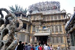 近现代名人正在这里留下了他们的脚印